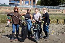 Help Thames21 to Keep the River Healthy