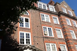 Fire Hits Residential Block on Fulham Palace Road