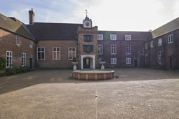 Government Gives Over Half a Million to Fulham Palace 