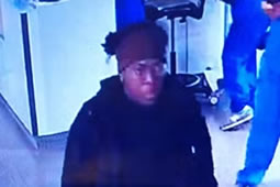 Missing 19-Year-Old Woman Last Seen on Fulham Road 